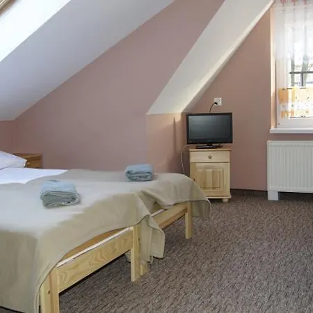 Dw Sloneczna Bed & Breakfast 2*