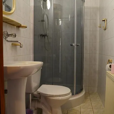 Bed & Breakfast Dw Sloneczna 2*