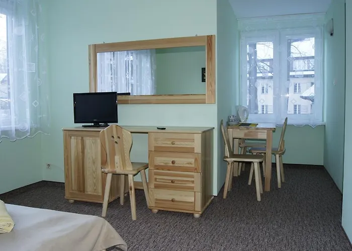 לינה וארוחת בוקר Dw Sloneczna זקופאנה