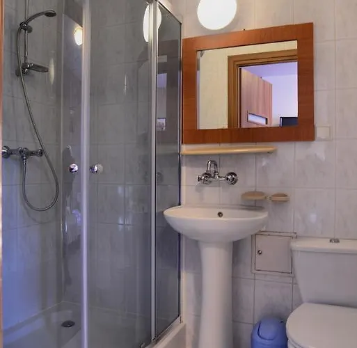 לינה וארוחת בוקר Dw Sloneczna 2*