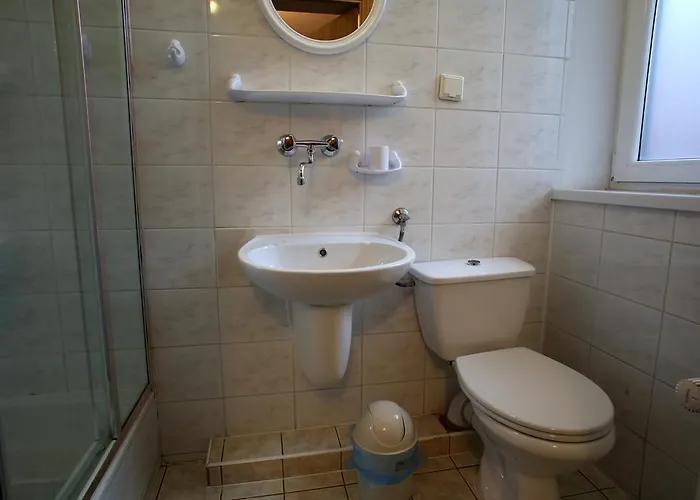 לינה וארוחת בוקר Dw Sloneczna 2*