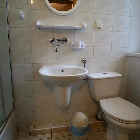 Bed & Breakfast Dw Sloneczna 2*